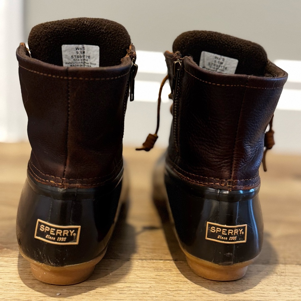 Women’s Sperry Brown and Tan Waterproof Boots - Picture 4 of 8